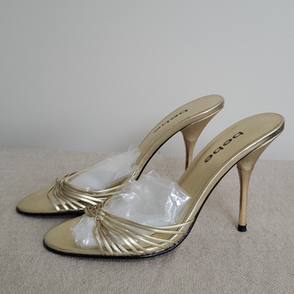 Woman's Bebe 6 1/2 m gold sandals high - Picture 2 of 4